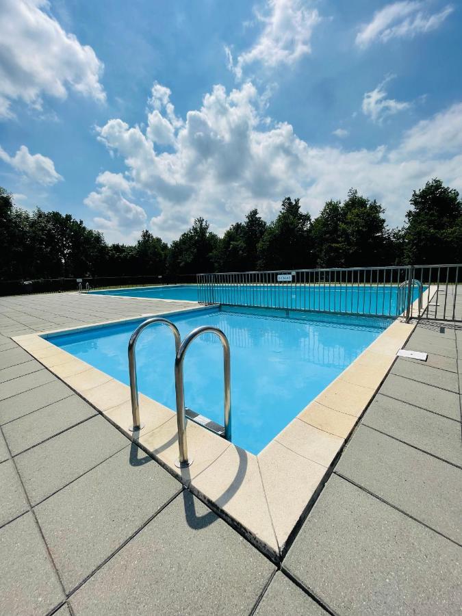 Villa Calma Rust Ruimte Luxe Inclusief Private Jacuzzi Zeewolde Exterior photo